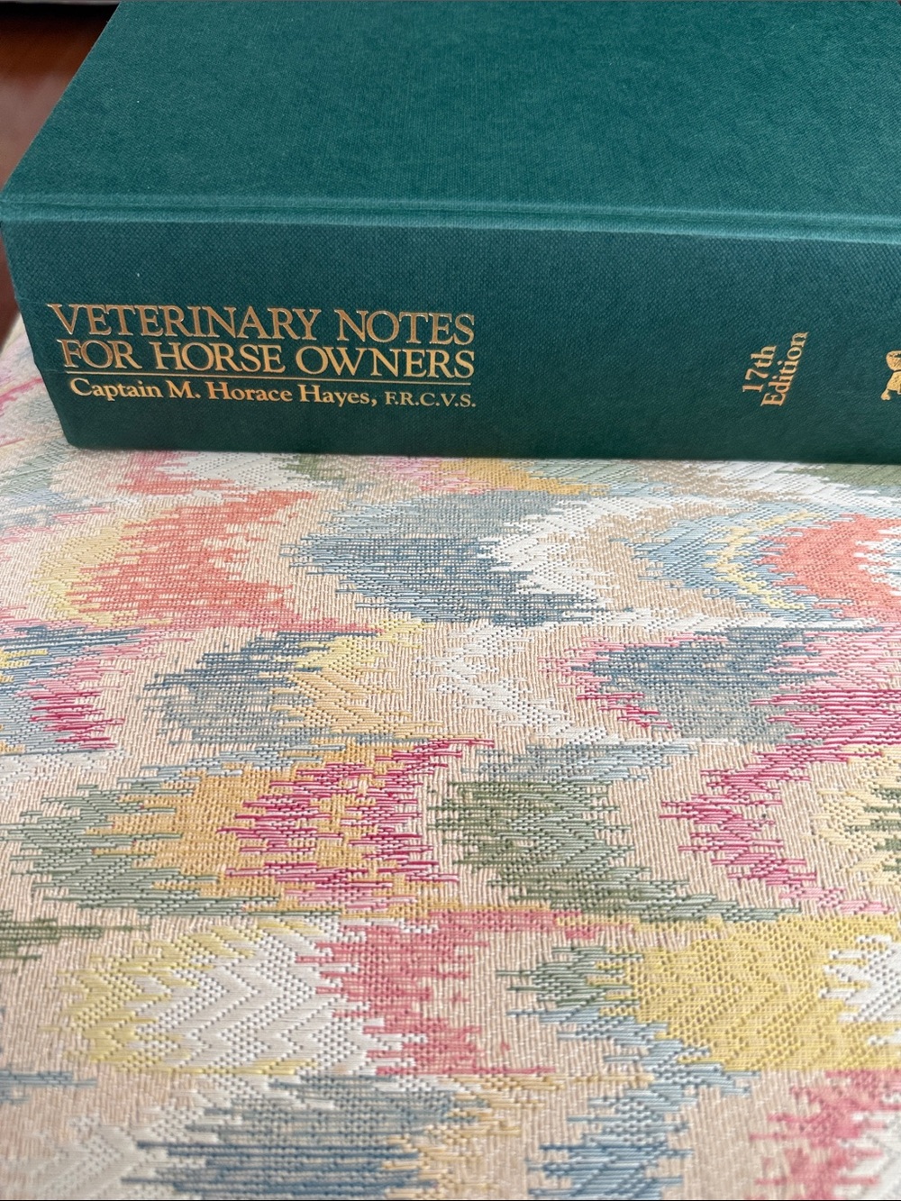 Veterinary Notes for Horse Owners - Hardcover Book